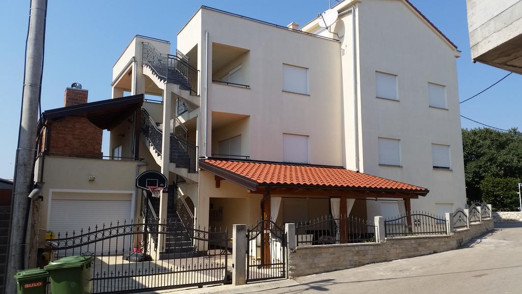 Apartmani Maksan 파코스탄 외부 사진