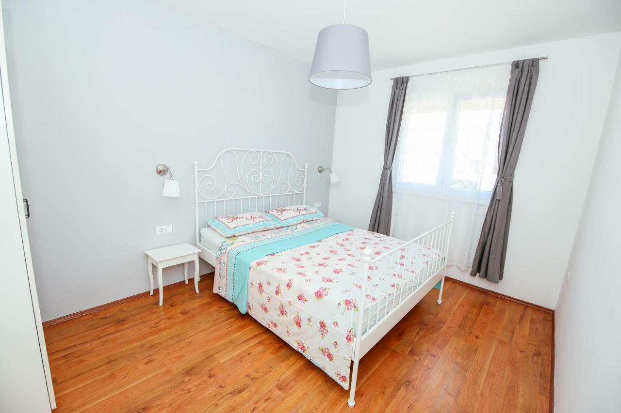 Apartmani Maksan 파코스탄 외부 사진