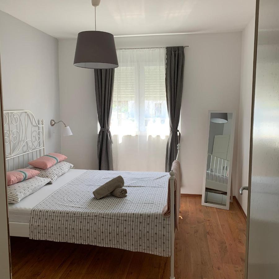 Apartmani Maksan 파코스탄 외부 사진